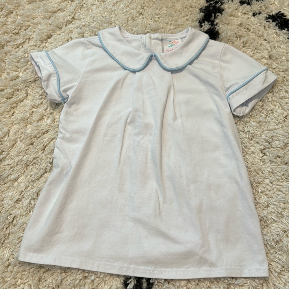 Classic White Girls' Peter Pan Collar Top with Light Blue Trim